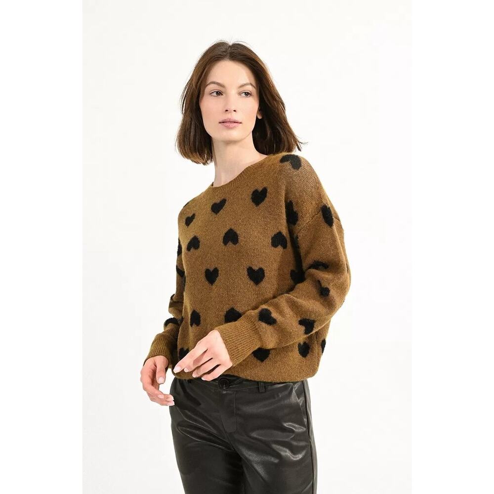 Heart Pattern Knit Sweater - Picture 6 of 6